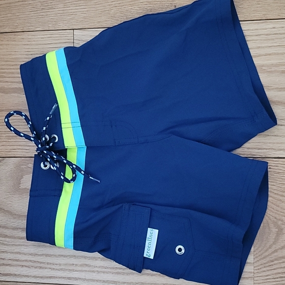 Greenlines Boys Boardshort Size 4 NWOT
